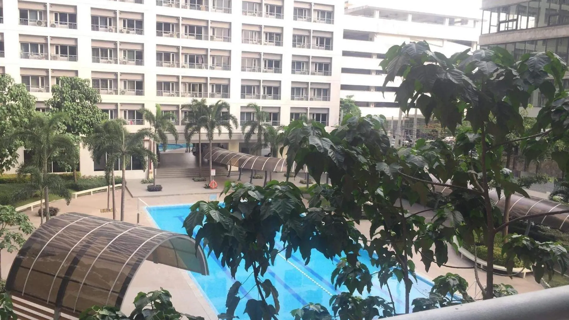 Apartment Bright And Cozy 1 Bedroom With Balcony Pool View And Wifi In Grace Residences Manila