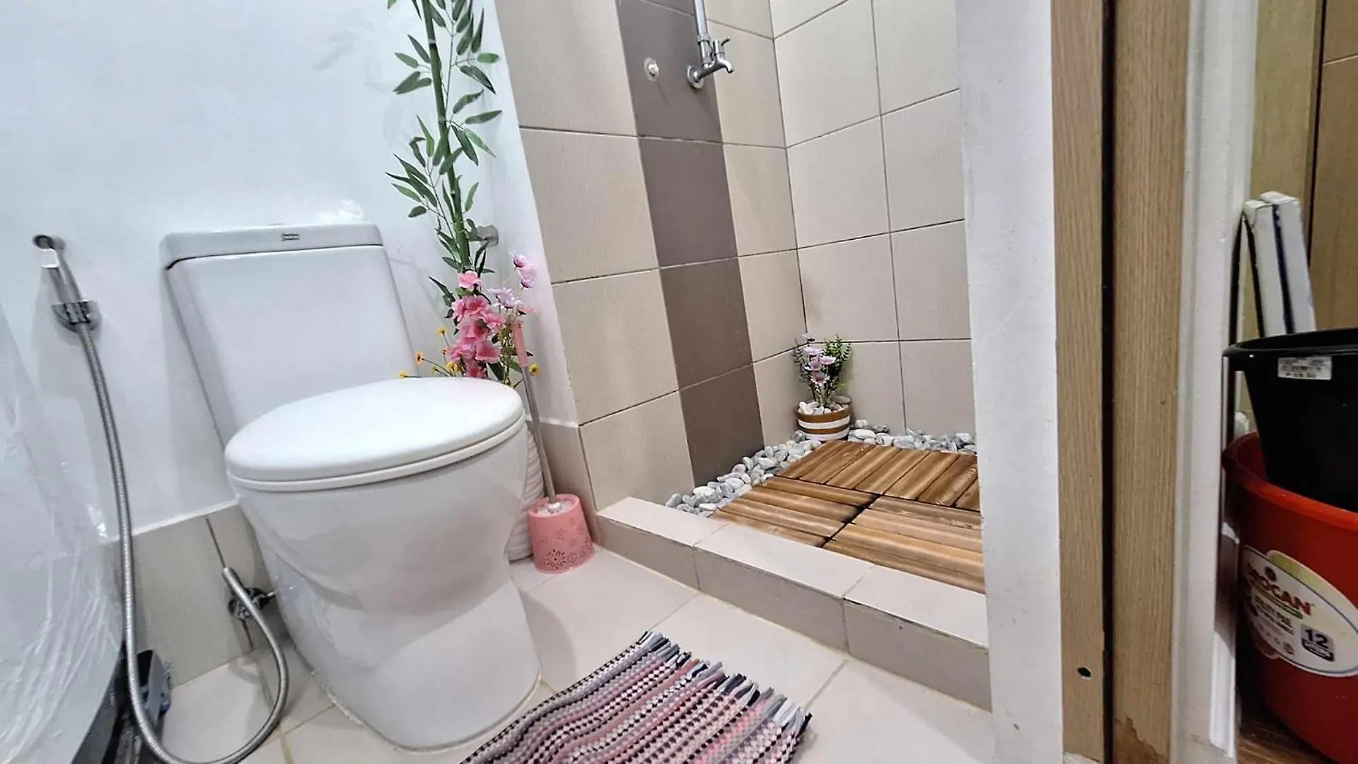 Apartment Bright And Cozy 1 Bedroom With Balcony Pool View And Wifi In Grace Residences Manila