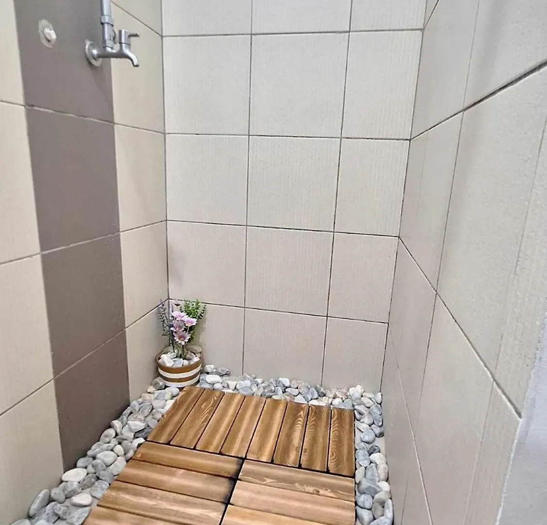 Bright And Cozy 1 Bedroom With Balcony Pool View And Wifi In Grace Residences Manila